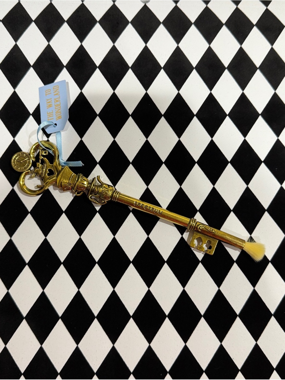 NIB LIMITED EDITION Spectrum Alice in Wonderland Key Makeup Brush - Picture 2 of 6